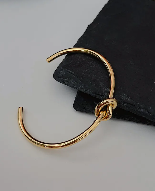 Knot Cuff